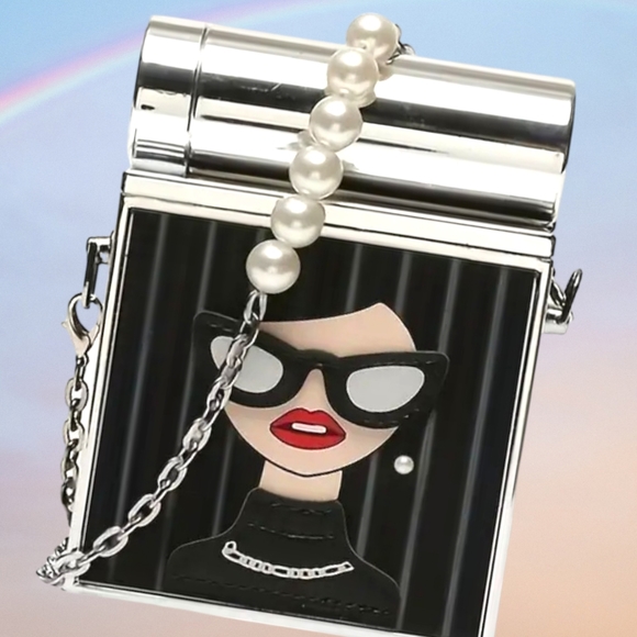 UNIQUE!! Y2K Messenger Crossbody Shoulder Bag with Trendy Girl Design - Picture 7 of 16